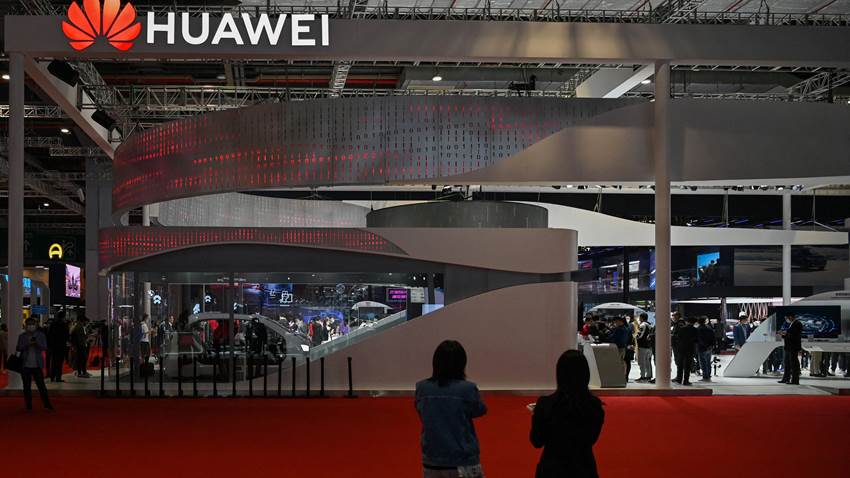 El coronavirus y las restricciones favorecen expansión de Huawei en América Latina