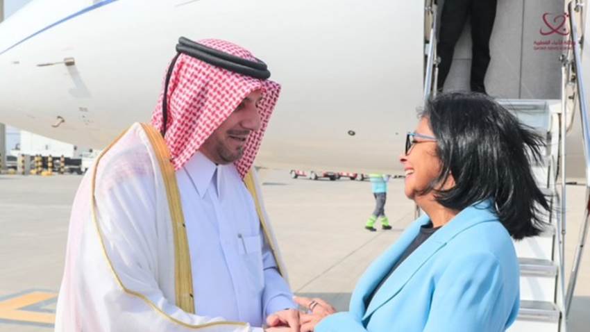 ¿Por qué el viaje de la vicepresidenta de Venezuela a Qatar ha encendido las alarmas en la nación suramericana?
