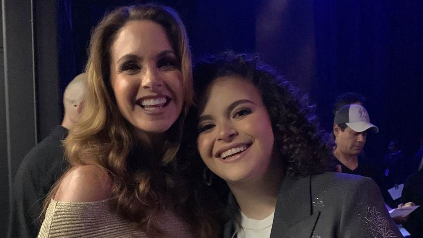 Lucero y Mijares, los fans número 1 de su hija Lucerito en su gran noche en el Auditorio Nacional