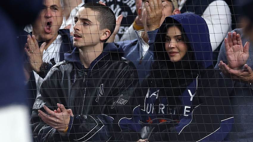 Kylie Jenner y Timothée Chalamet son captados en cita romántica en el estadio de los Yankees