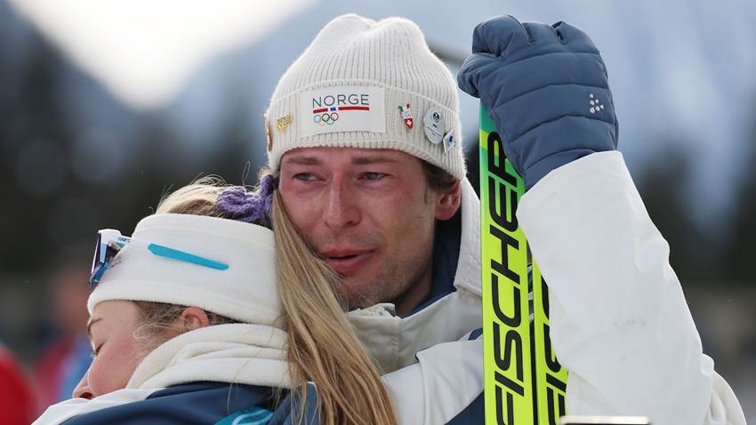 Atleta noruego admite infidelidad en televisión, tras ganar medalla de bronce