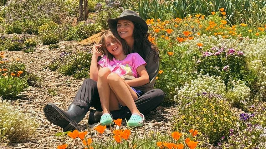 Aislinn Derbez y su inolvidable aventura con Kailani en medio de la naturaleza