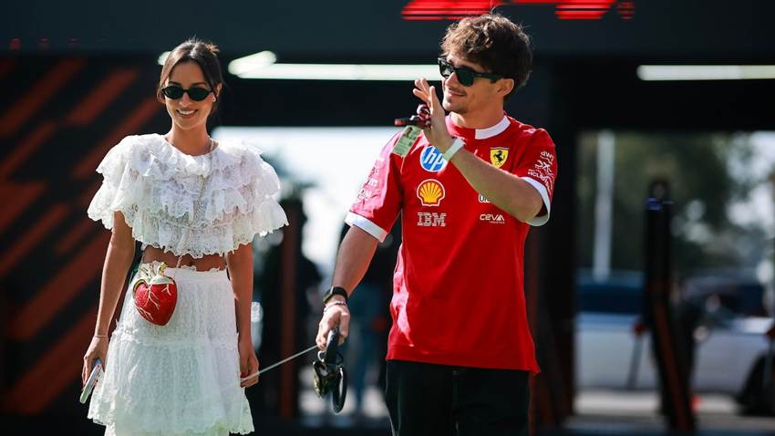 Alexandra Saint Mleux, la novia mexicana de Charles Leclerc, deslumbra en el Gran Premio de México