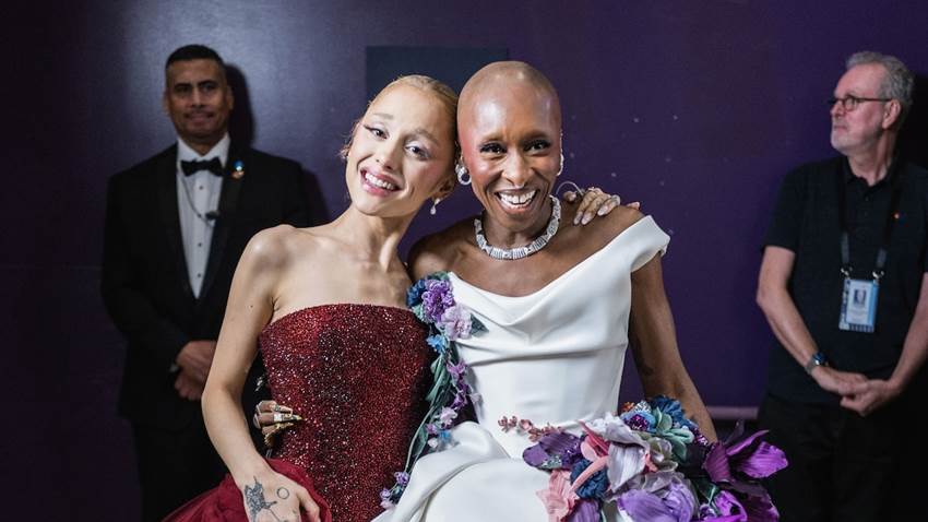 Ariana Grande y Cynthia Erivo se viralizan por su icónica versión de 'Las pérdidas'