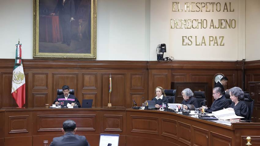 La Suprema Corte recula y anuncia que devolverá las camionetas blindadas de los ministros