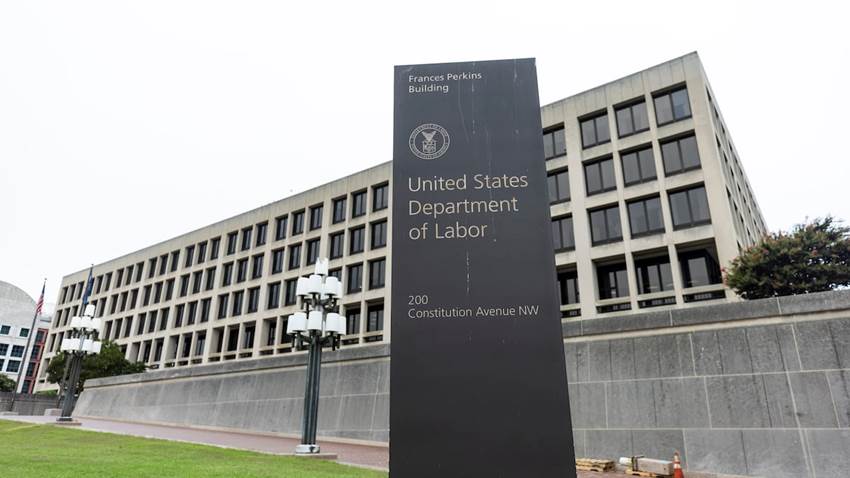 Trump nombra a un halcón responsable de la agencia de estadísticas que compila los datos de inflación y empleo