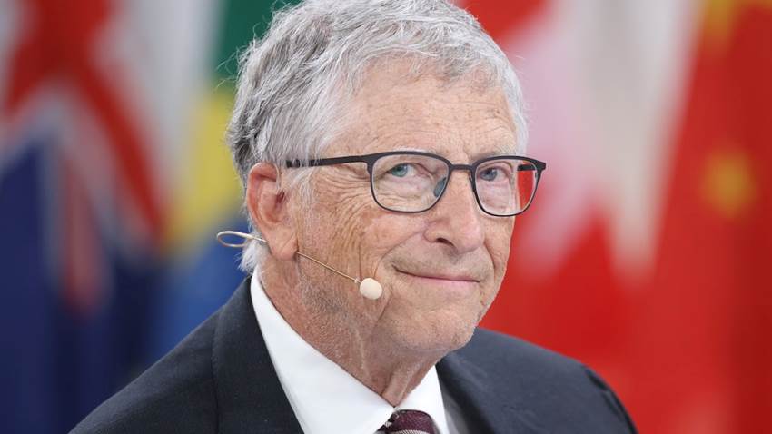 Bill Gates pide “un cambio de enfoque” antes de la COP30: no centrarse tanto en reducir las emisiones y adaptarse al clima extremo