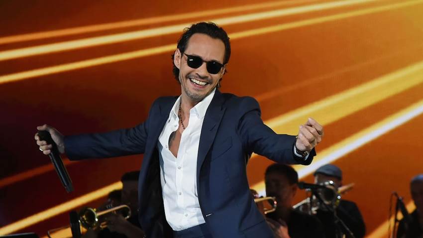 Marc Anthony celebra su cumpleaños 56 con una fiesta de máscaras