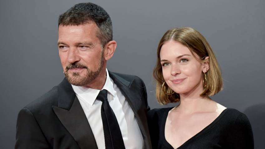 Así fue la emotiva boda de Stella Banderas, hija de Antonio Banderas y Melanie Griffith, con Alex Gruszynski