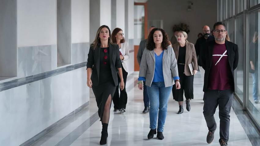 La izquierda andaluza concierta su estrategia en el Parlamento, pero descarta la unidad electoral