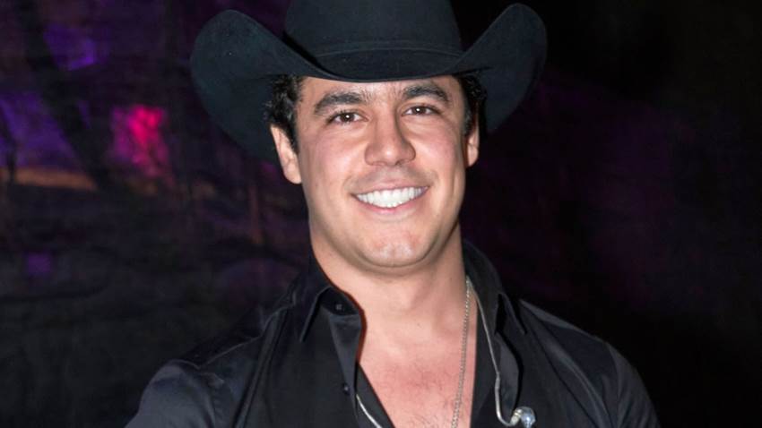Eduardo Capetillo Jr pone fin a la incertidumbre tras ser captado en una cena de dos con Ana de la Reguera