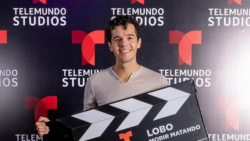Itatí Cantoral y Eduardo Santamarina, orgullosos del debut de su hijo en las telenovelas