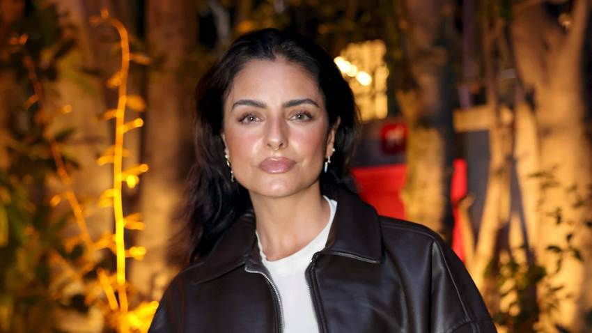 Aislinn Derbez se refugia en su hija Kailani y su hermana Aitana antes de su Navidad más difícil