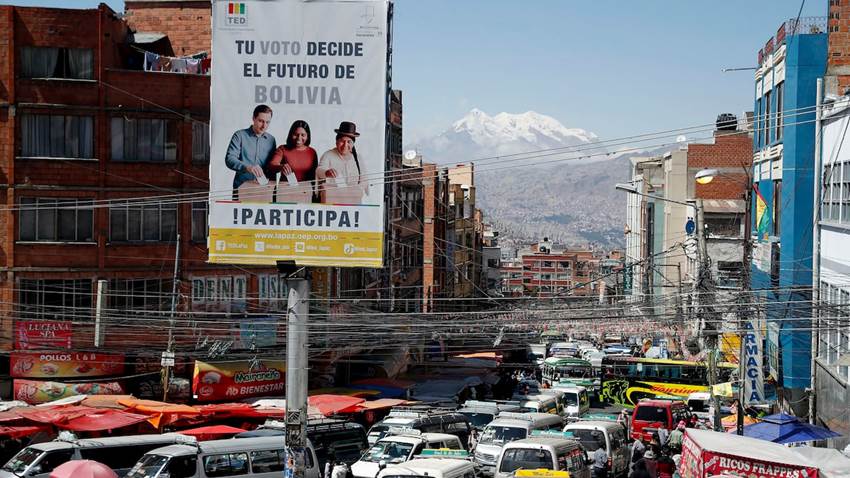 Los jóvenes bolivianos no tienen a quien votar en las elecciones presidenciales
