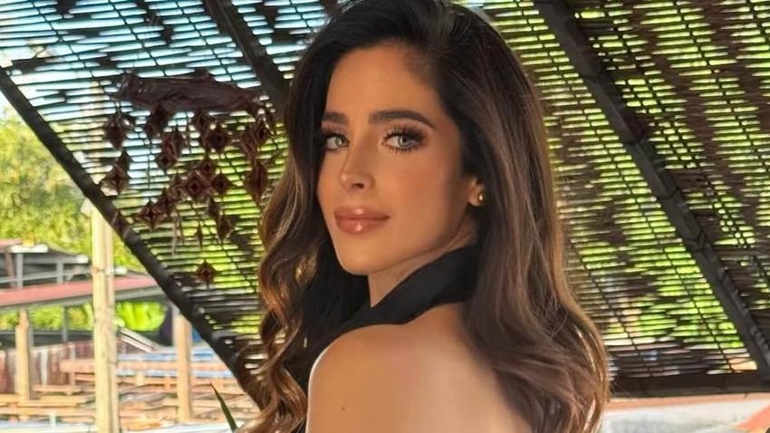 Miss Universe Fátima Bosch pasea por la Ciudad de México y se libra de energías negativas