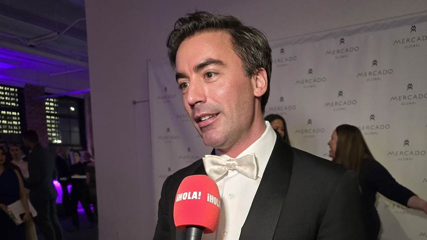 Fernando García, el talento dominicano detrás de Oscar de la Renta y Monse, es celebrado en la Gala Fashion Forward