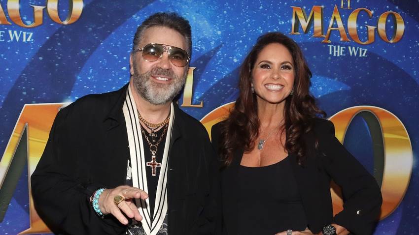 Lucero comparte una de las fotos más increíbles de su pasado con Manuel Mijares