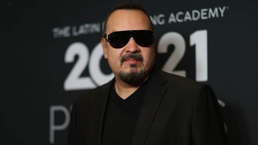 ¿Carin León o Christian Nodal? Pepe Aguilar revela a quien prefiere