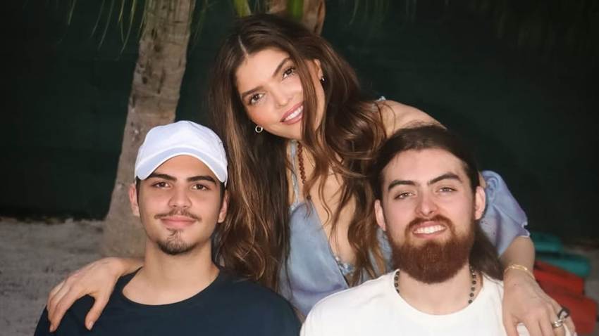 Ana Bárbara celebra su cumpleaños más especial con su novio y sus hijos, en la playa