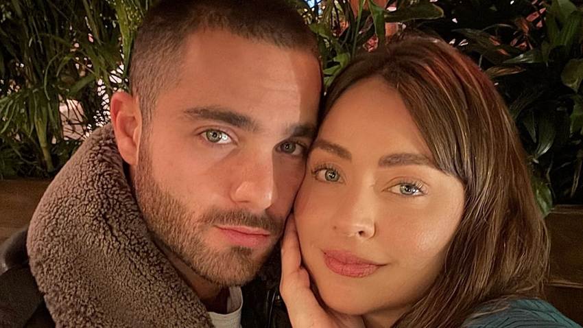 Claudia Martín y Carlos Said celebran un mes de casados con las fotos más románticas de su soñada boda