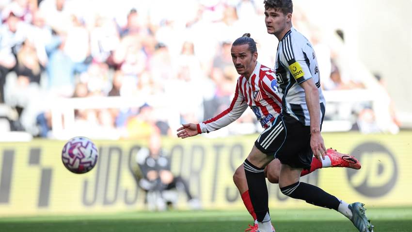 El Atlético supera al Newcastle y demuestra estar a punto