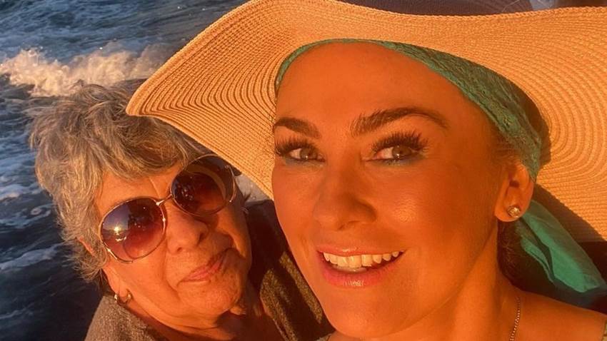 A nueve meses de la partida de su mamá, Aracely Arámbula la recuerda: 'No ha sido nada fácil'