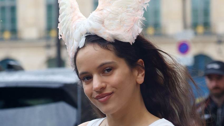 Rosalía abarrota el centro de Madrid con el anuncio de su nuevo disco