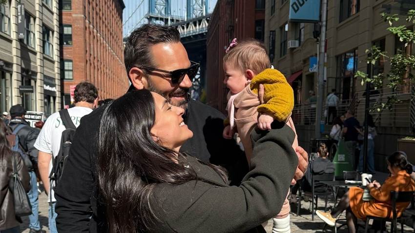 Ana Brenda Contreras presume las fotos más dulces del primer viaje de su hija Aria