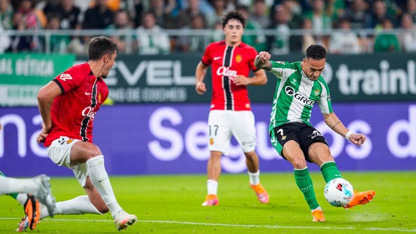 Antony hace muy feliz al Betis ante el Mallorca