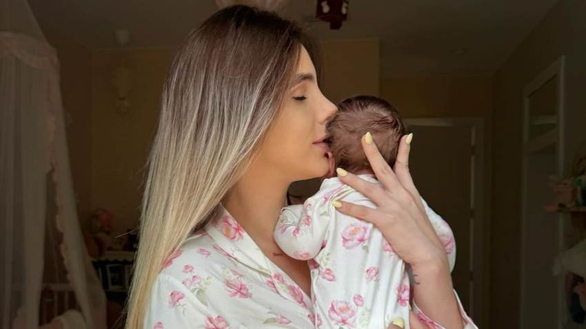 Lele Pons y su bebé Eloísa derriten a todos con su tierna sesión fotográfica de otoño