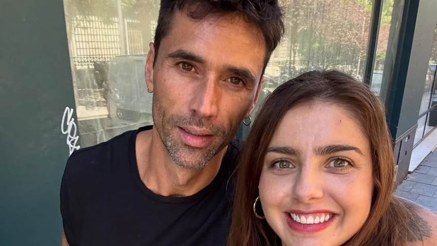Matías Novoa consiente a Michelle Renaud en su cumpleaños, tras confirmar su embarazo