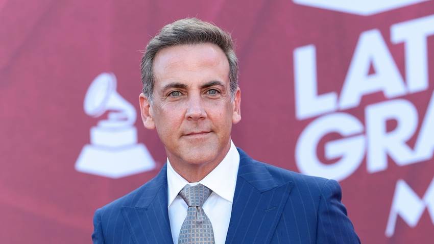 Carlos Ponce y su exesposa se reencuentran en una ocasión muy especial para la familia