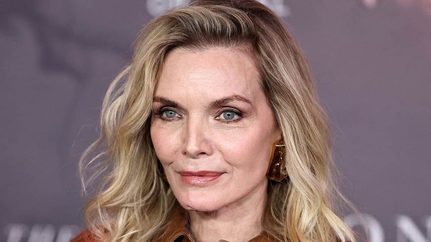 Michelle Pfeiffer hace una rara aparición junto a su famoso esposo David E. Kelley