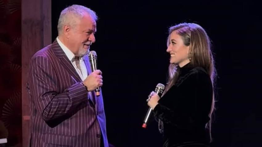 Fernanda Castro y el emotivo mensaje a su padre, 'El Güero' Castro, tras celebrar juntos el estreno de 'Los Hilos del Pasado'
