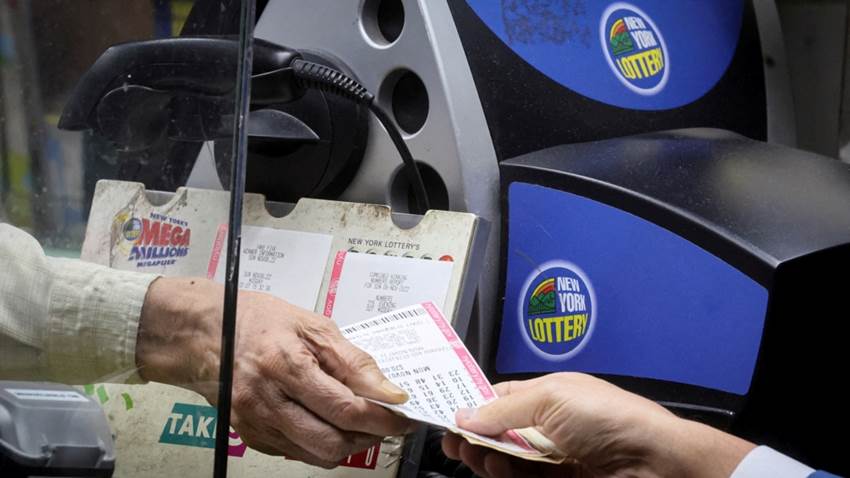 Boleto vendido en California gana 2.040 millones de dólares en lotería Powerball