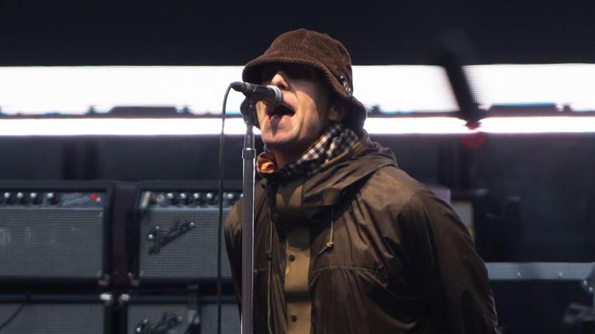 Oasis reacciona a la trágica muerte de uno de sus fans durante su concierto en el estadio Wembley