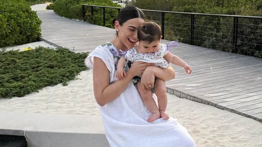 Ana Brenda Contreras provoca ternura junto a su hija Aria desde las hermosas playas mexicanas