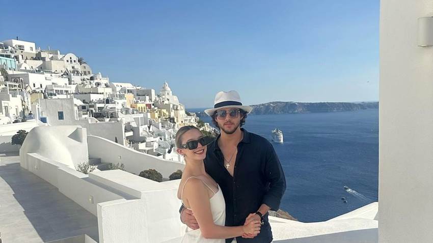 De París a Santorini: Mía Rubín y su novio continúan con su tour de amor
