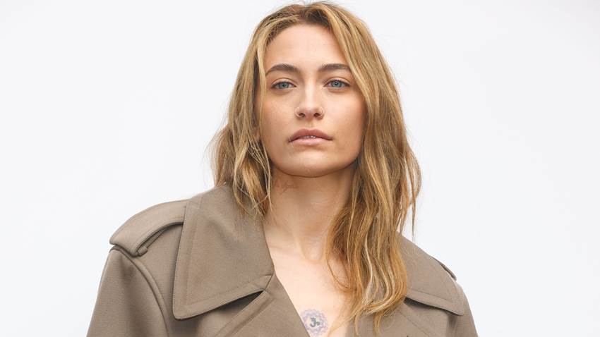 Paris Jackson reaparece en público tras el anuncio del fin de su compromiso con Justin Long