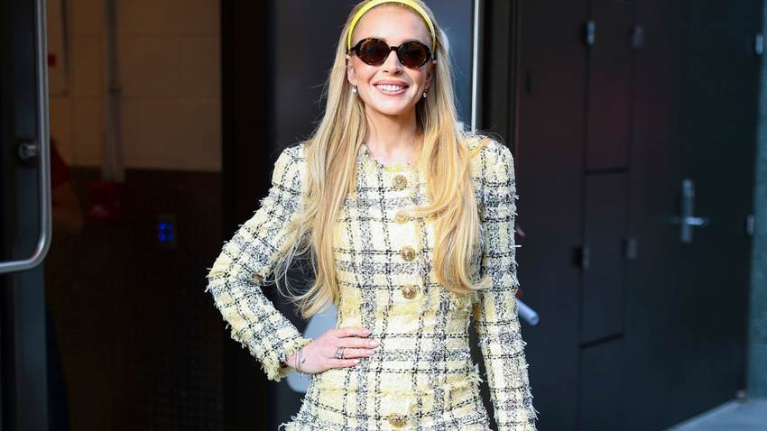 Lindsay Lohan recrea dos 'looks' icónicos de 'Juego de Gemelas' 27 años después