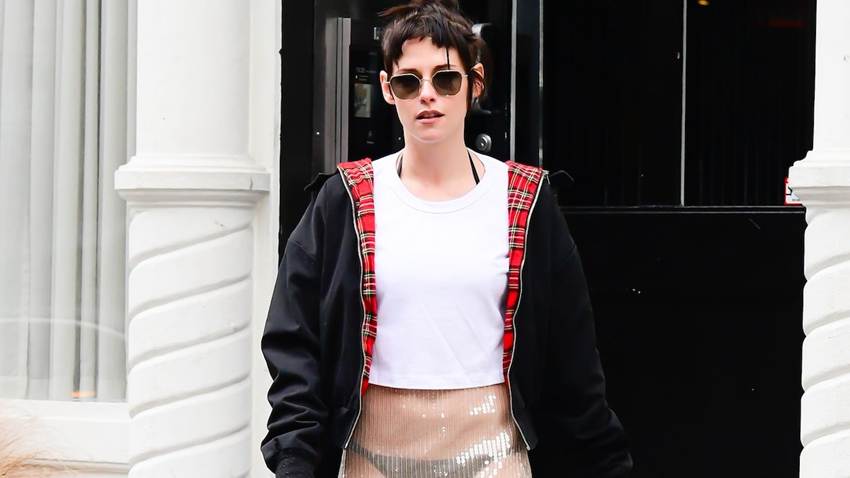 Kristen Stewart lleva la tendencia del ‘naked dress’ a otro nivel