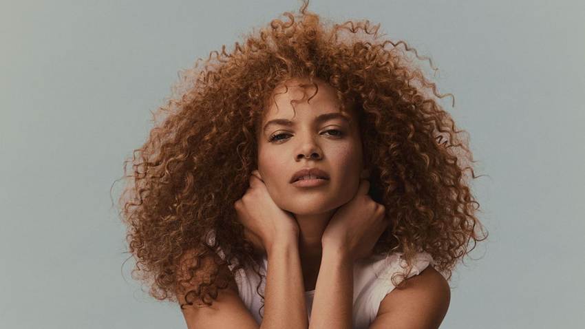 Leslie Grace, ‘La Princesa de la Bachata’, nos habla de su gran regreso a la música y proclama: ‘Soy dominicana de pura cepa’