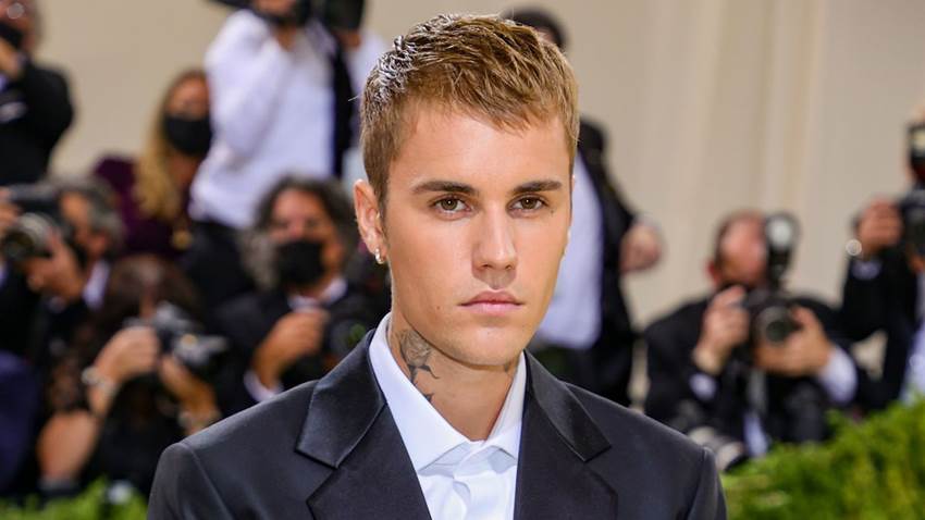 Justin Bieber reapaerce sobre los escenarios en la millonaria preboda del hijo del hombre más rico de India