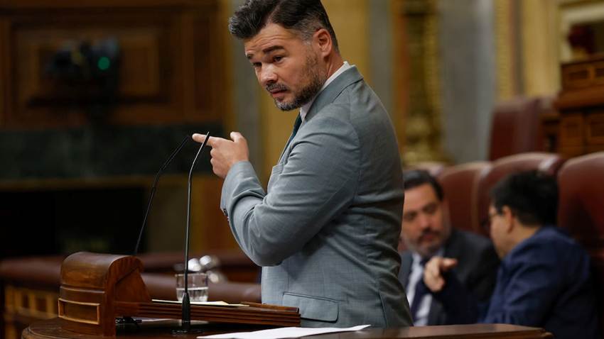 La izquierda empieza a moverse: Gabriel Rufián y Emilio Delgado, juntos en un acto en Madrid