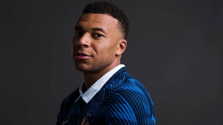 Kylian Mbappé responde enérgico a los comentarios racistas de una senadora paraguaya