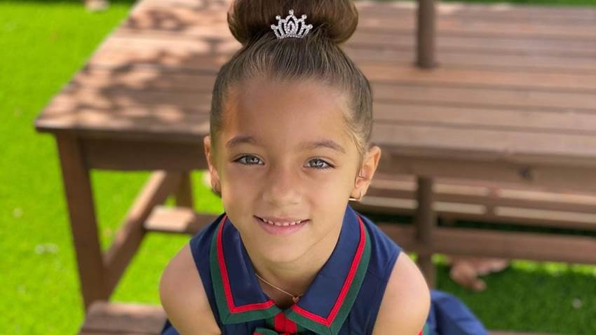 Toni Costa, enternecido con la oración de Alaïa por su familia