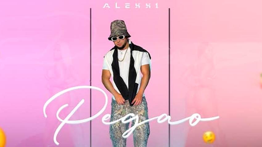 Alexx1 sonando con “Pegao”