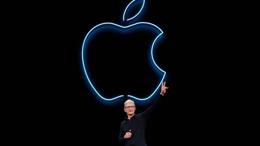 Tim Cook se sale de la sombra de Steve Jobs en Apple
