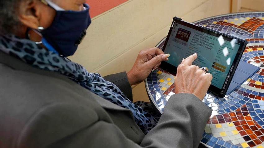 Compras por internet registran gran aumento en 2021