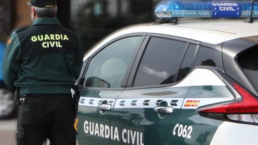 La Guardia Civil investiga la muerte de una niña de cuatro años que cayó “accidentalmente” de un quinto piso en Calpe